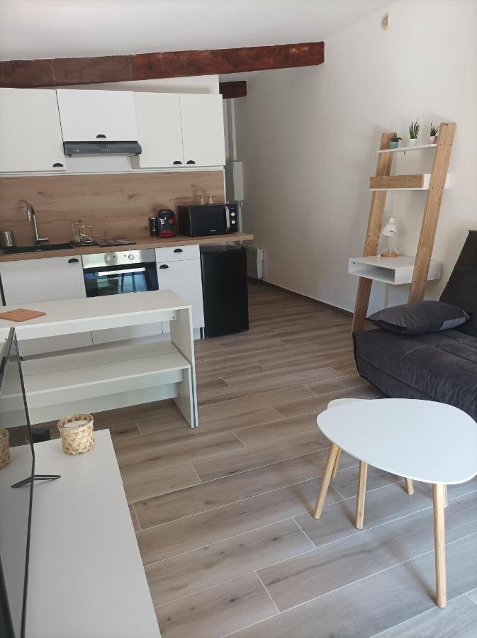 Studio Meuble Climatise Avec Terrasse ดรากิญญ็อง ภายนอก รูปภาพ